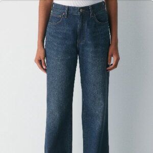 NWOT Aritzia Denim Forum The Farrah Hi-Rise Wide Jean 24